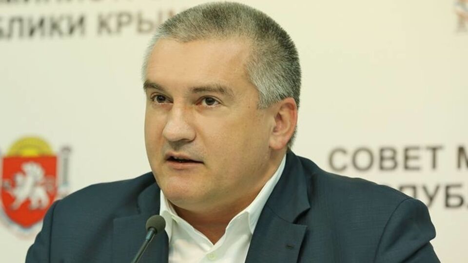 Аксенов обещает обеспечить Крым светом до 1 мая