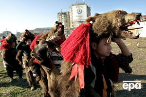 Румыны считают, что "медвежьи танцы" отгонят злых духов уходящего года