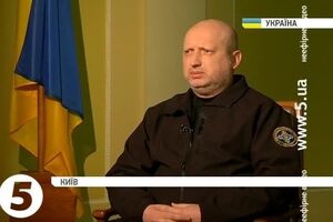 На безопасность и оборону Украины в 2016 выделят около 113 млрд грн, сообщил Турчинов