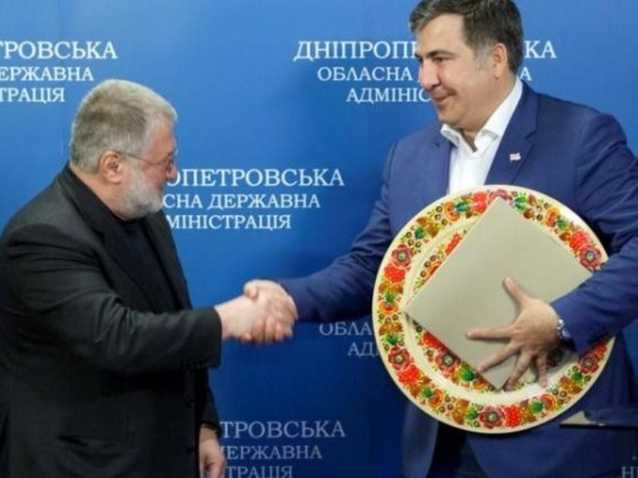 Коломойский: C Саакашвили у нас антагонистические отношения. Может, я специально так с ним себя веду, чтоб никто не подумал, что я продвигаю его в премьер-министры