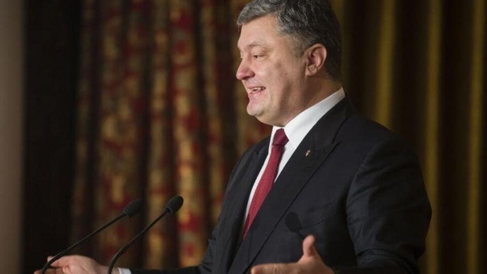 От отставки Шокина и скандала с Муженко до Минских соглашений и геополитики. Журналисты встретились с президентом