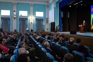 Порошенко рассчитывает на корректировку заложенных в госбюджет показателей финансирования Минобороны