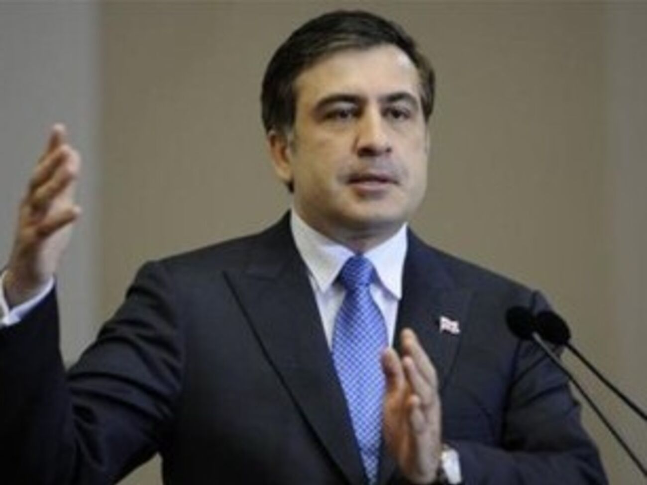 Порошенко: Одолеть врага, чей военный потенциал значительно превышает украинский, можно только объединяя оборонные усилия с политико-дипломатическими Порошенко: