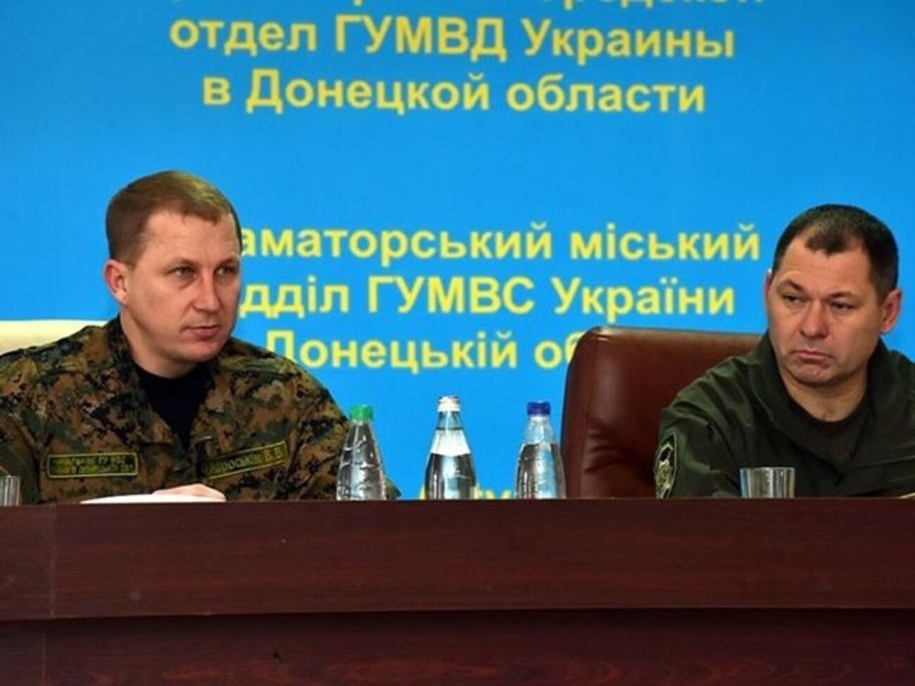 Аброськин:&nbsp;У нас идет война, и если кто-то из сотрудников полиции перестал слышать обстрелы