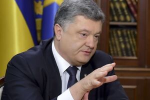 Порошенко заявил, что Вооруженные силы Украины должны быть "совместимы" с армиями стран НАТО