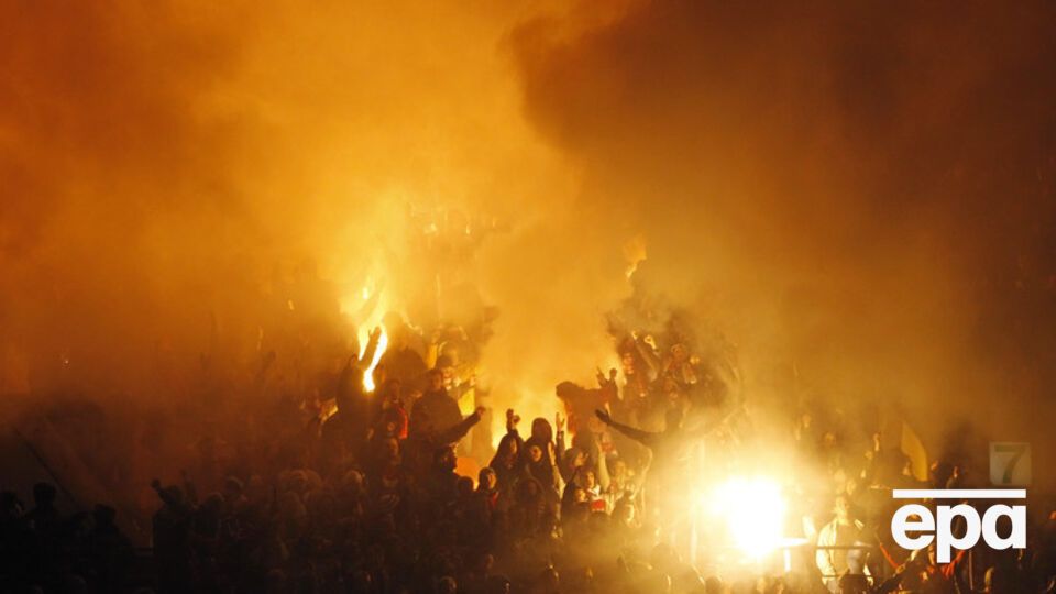 Огненное представление от болельщиков "Спартака" на своем стадионе