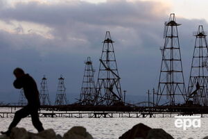 Возбуждено дело по факту пожара на нефтяной платформе в Каспийском море