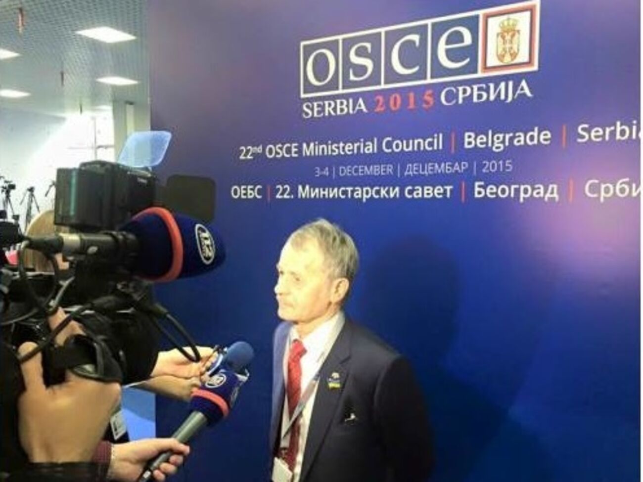 Мустафа Джемилев посетил с рабочим визитом Сербию, чтобы ознакомить дипломатов с ситуацией в Крыму