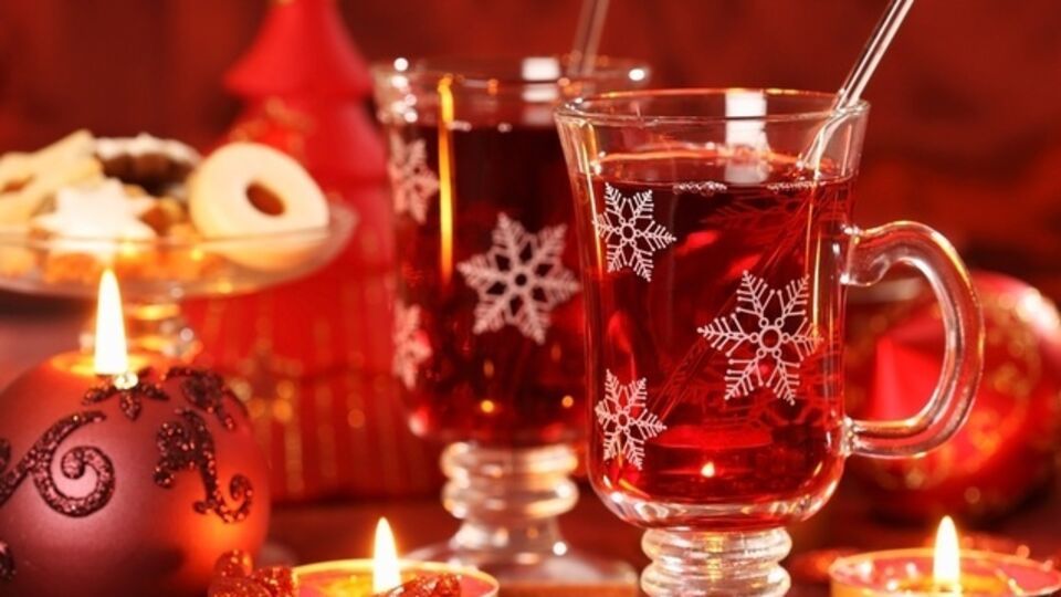 Самый простой способ прикоснуться к истории и создать праздничное настроение – приготовить чашечку ароматного напитка с длинной историей