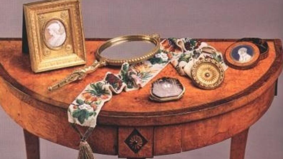 Предметы из коллекции Макасеевой