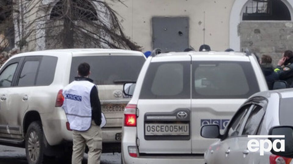 Боевики угрожали наблюдателям применением оружия