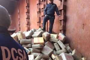 10 украинцев участвовали в контрабанде наркотиков
