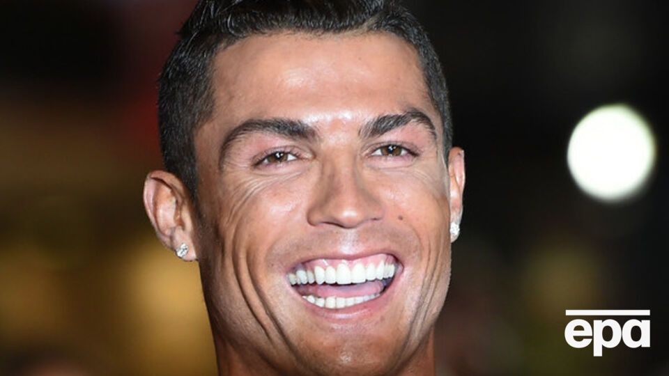 Роналду летает на встречи с любовником в Марокко