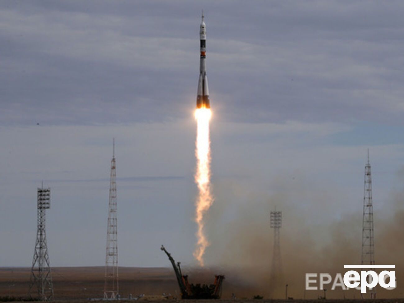 По данным источника, российские военные потеряли один из двух запущенных спутников