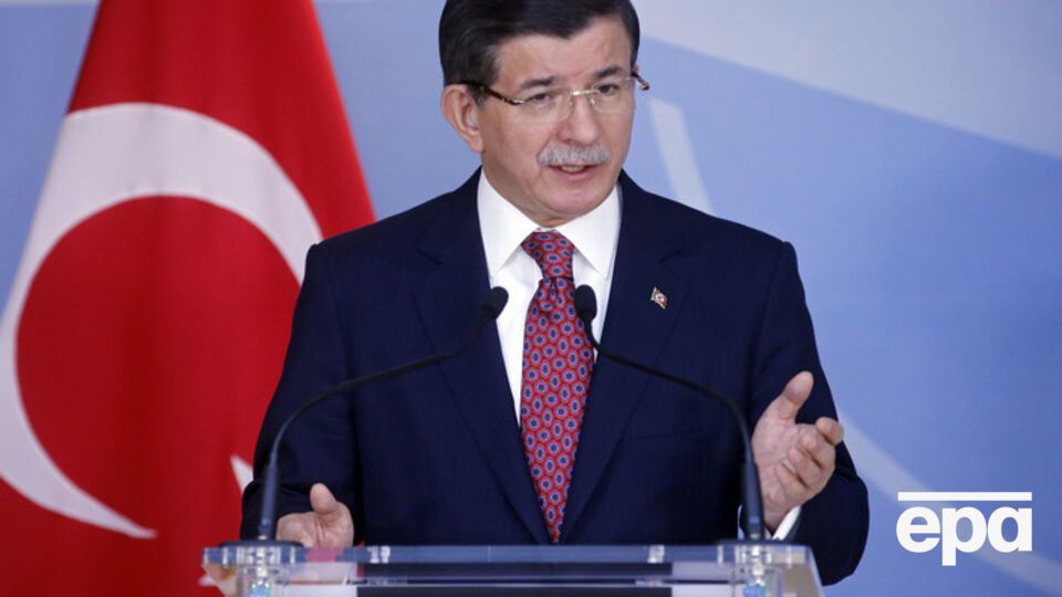 Давутоглу заверил власти Ирака, что Турция не будет увеличивать военный контингент в районе Мосула