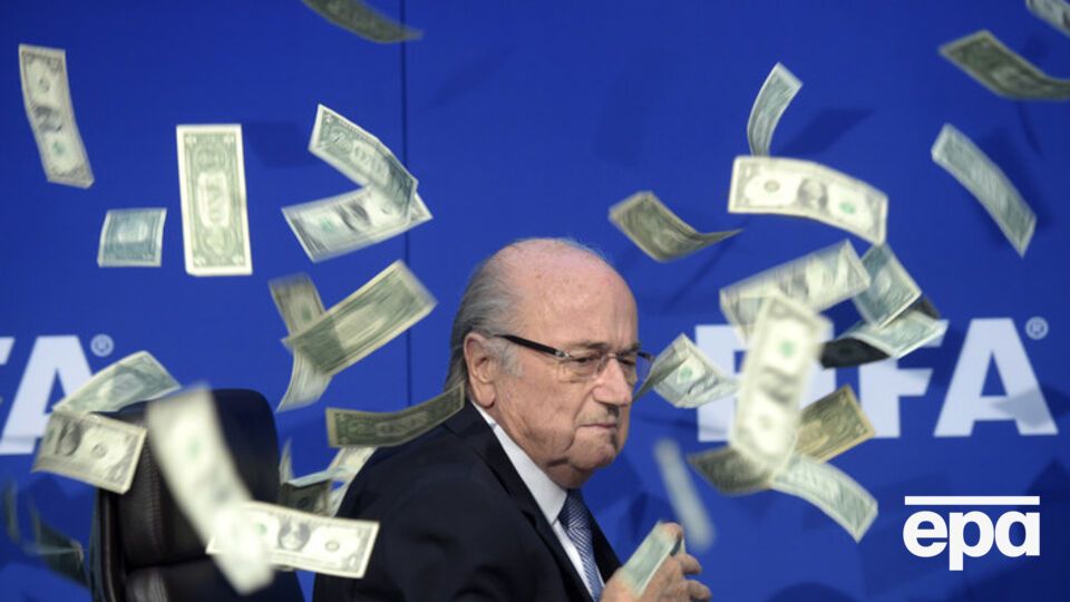 Блаттер отрицает причастность к махинациям