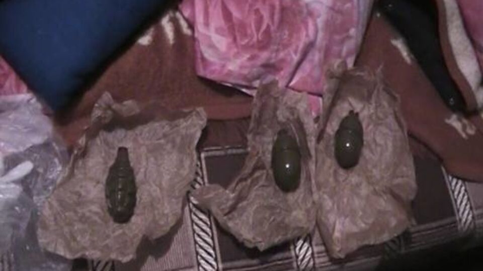 Дома у подозреваемого полиция нашла еще три гранаты и два десятка патронов разного калибра