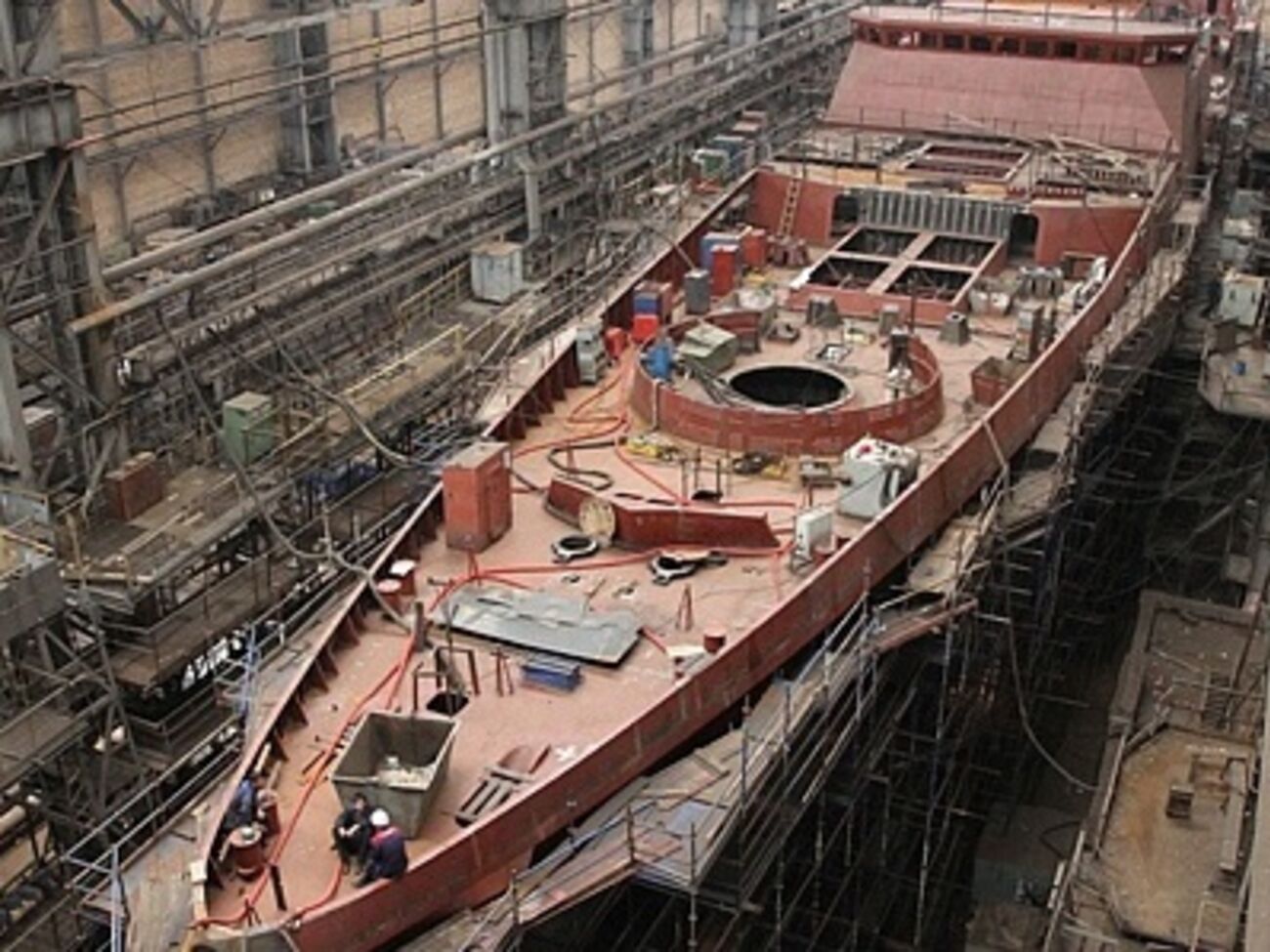 Следком РФ расследует взрыв на верфи