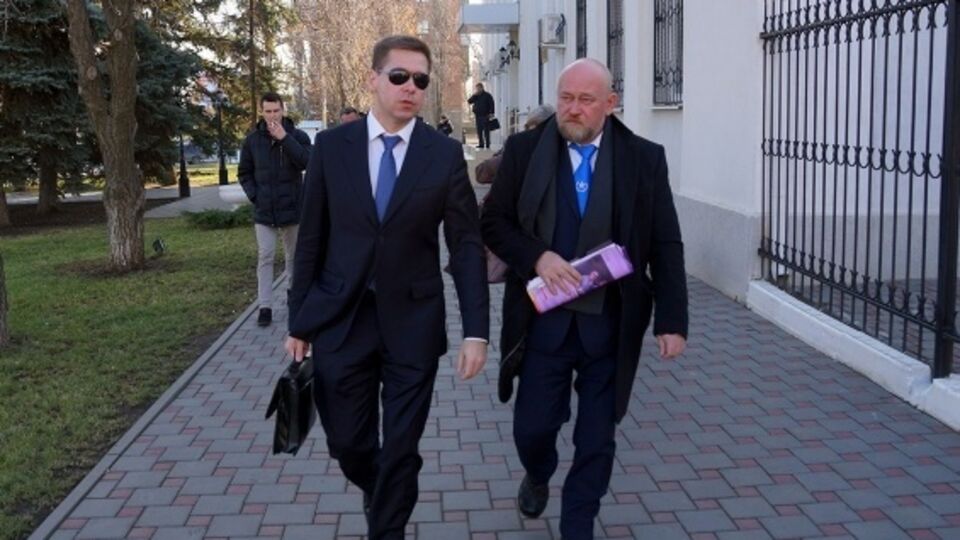 Адвокат Илья Новиков и Владимир Рубан