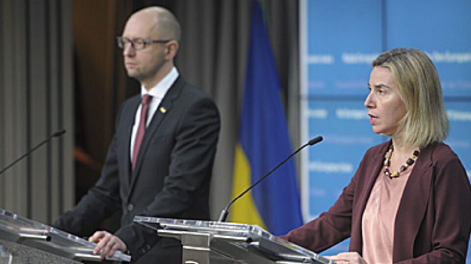 Яценюк: Мы сделали беспрецедентные шаги по введению рыночных тарифов в Украине