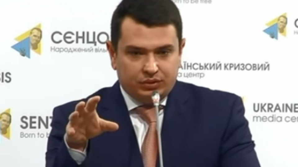 Сытник попросил журналистов, которые задают вопросы о незаконном обогащении чиновников, учитывать, что соответствующая статья УК начала действовать лишь в 2013-м