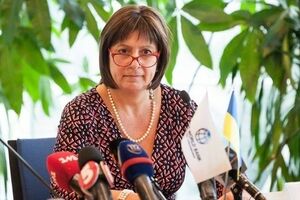 Яресько: Мы должны вписаться в запланированный дефицит 3,7% ВВП