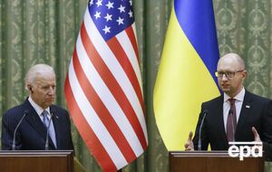 Яценюк рассказал Байдену о реформах