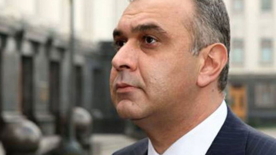 Жвания: Единственное, чем Яценюк спекулировал всегда, это какими-то специальными взаимоотношениями с США... Больше у него нет ни одного серьезного союзника