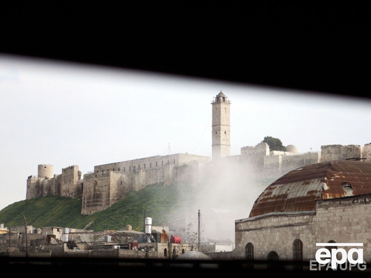 Древний город Алеппо в Сирии постоянно страдает от взрывов и разрушений