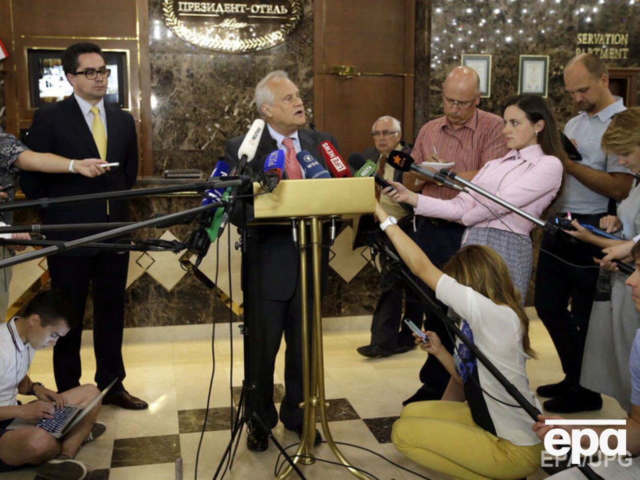 Продолжит ли контактная группа работу в 2016 году, зависит от решения лидеров "Нормандской четверки"