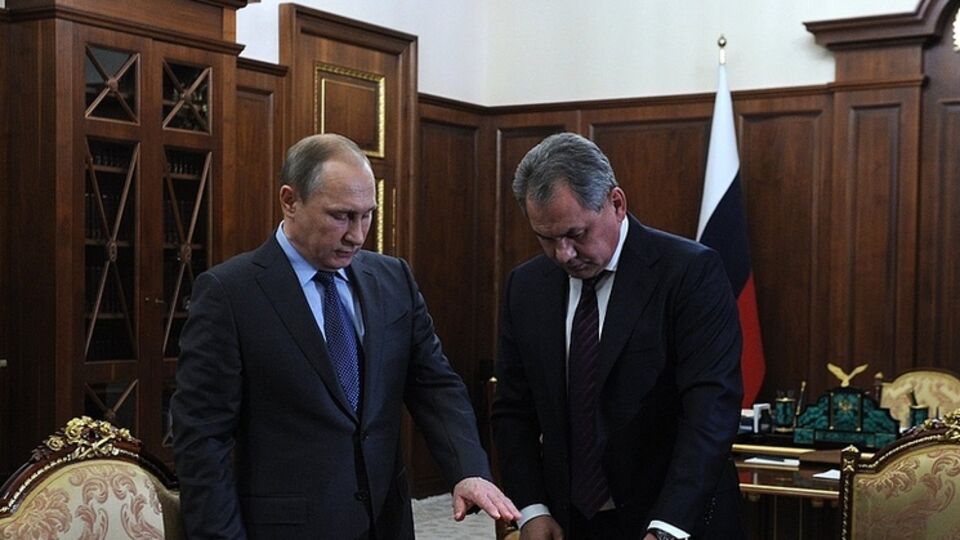 Шойгу сообщил, что найденный на месте крушения бортовой самописец уже доставили в Россию