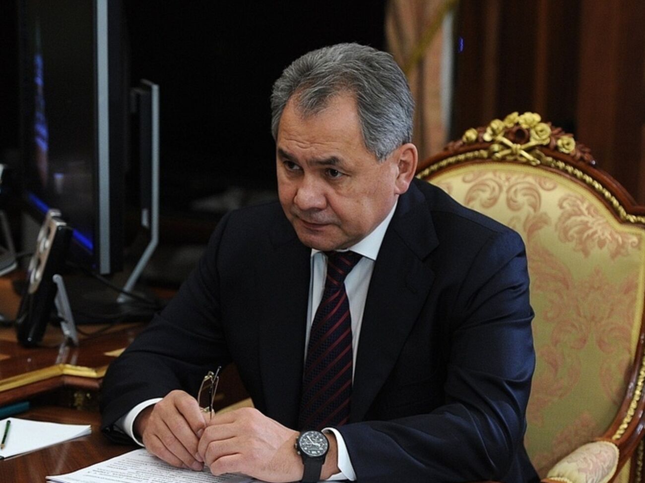 Шойгу отчитался Путину о пуске ракет с подводной лодки