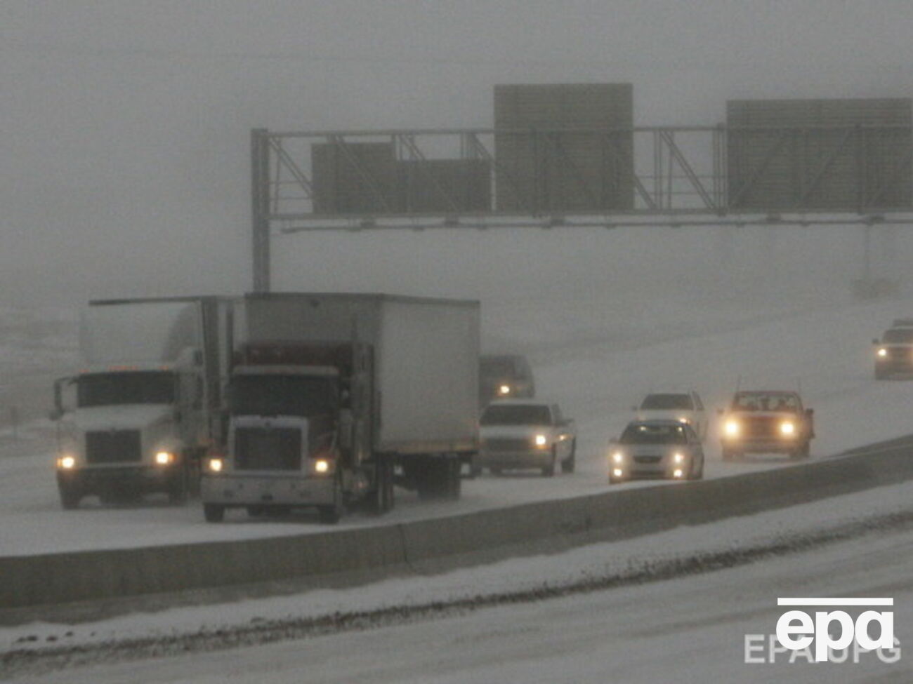 Грузовики не будут пускать в город во время снегопадов