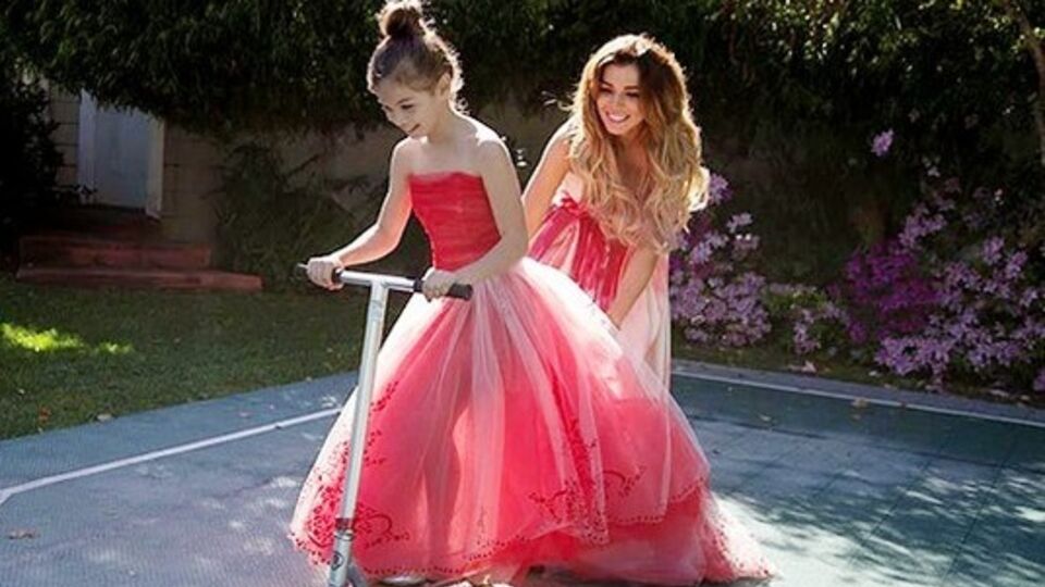 Алина Седокова пишет и читает рэп на английском языке