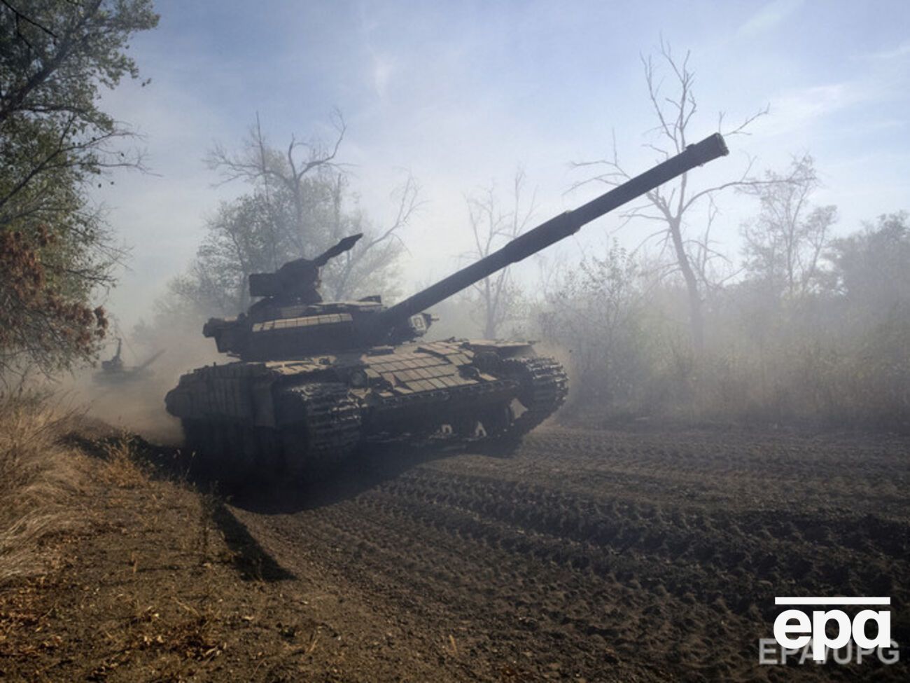 Боевики продолжают скрытую переброску артиллерии и танков