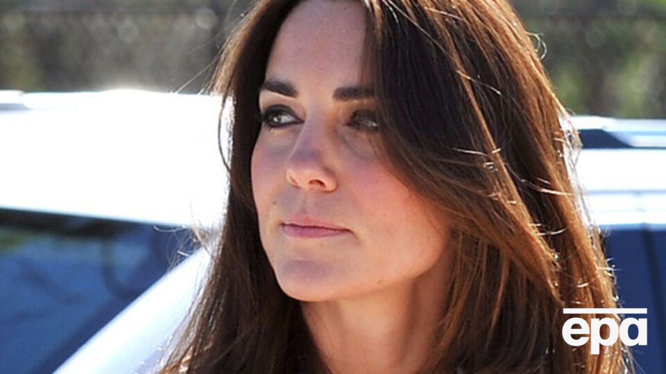 Миддлтон примерила тиару, которой больше ста лет