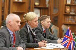 Украинские военные провели рабочую встречу с британскими военными советниками