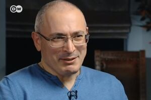 Ходорковский: Профессиональные люди, которые занимались политикой в оппозиции, эту функцию в большинстве своем выполнять не могут