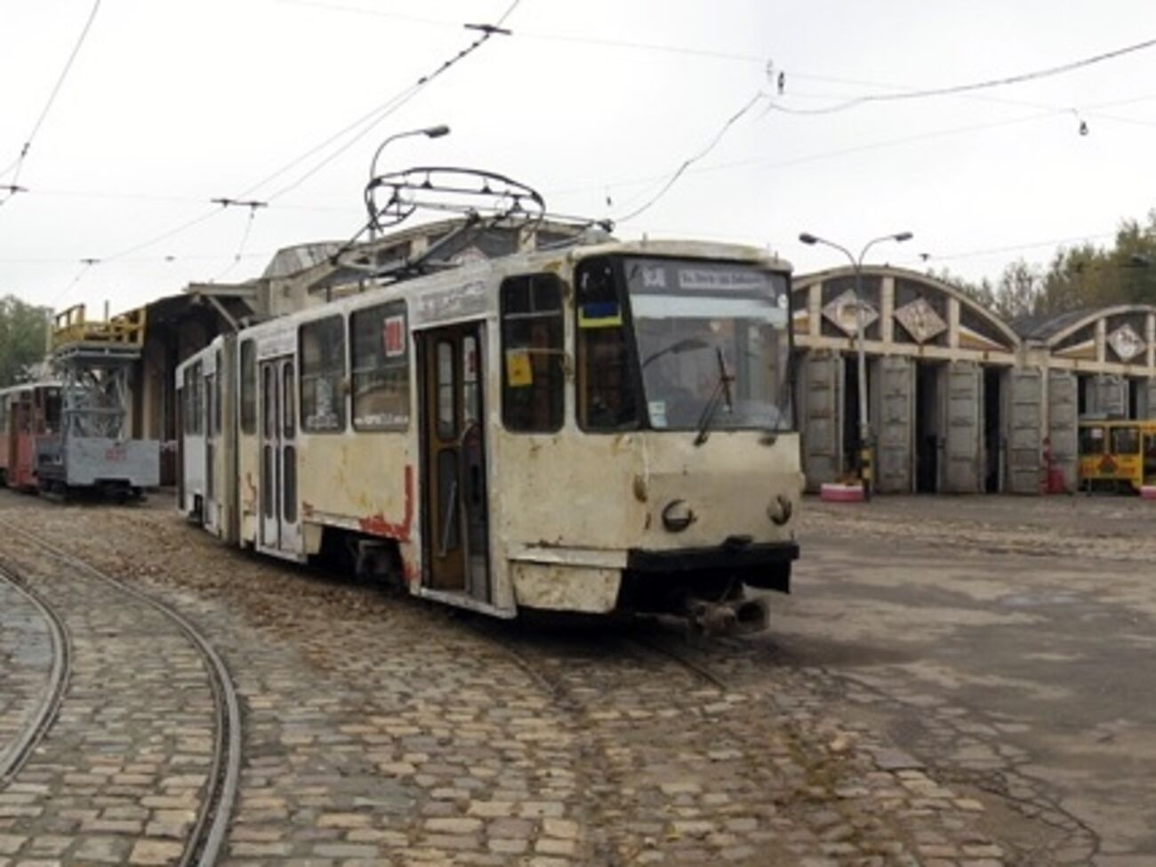 Во Львове остановились все трамвайные и один троллейбусный маршрут