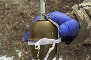 В связи с находкой из здания суда и близлежащих домов эвакуировали 250 человек