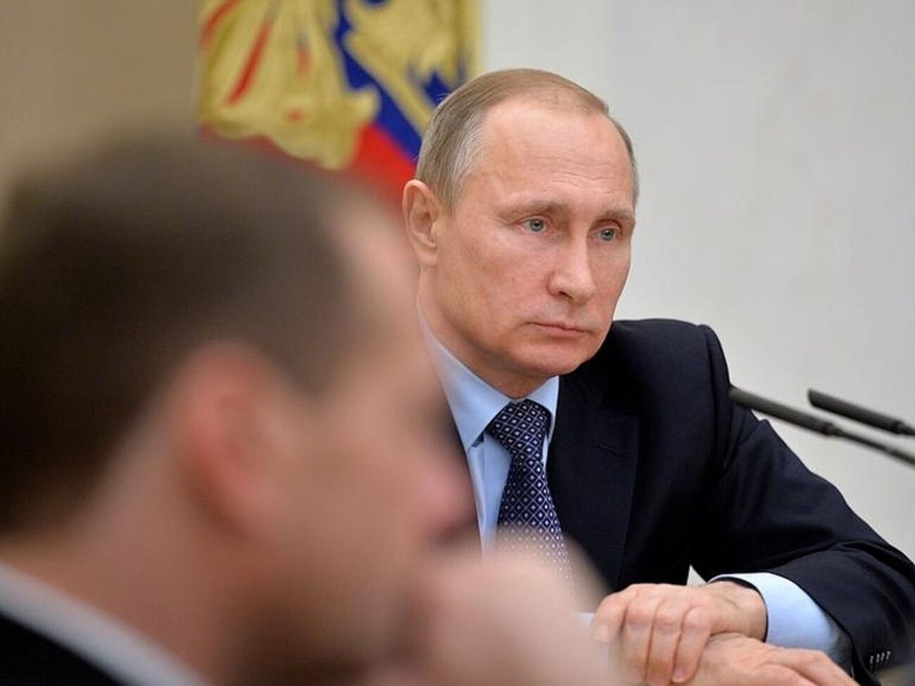 Путин убеждает членов Кабмина, что покупать электроэнергию у Украины больше не надо