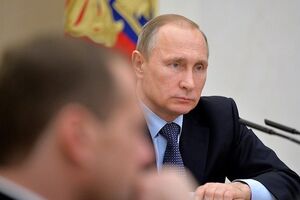 Путин убеждает членов Кабмина, что покупать электроэнергию у Украины больше не надо