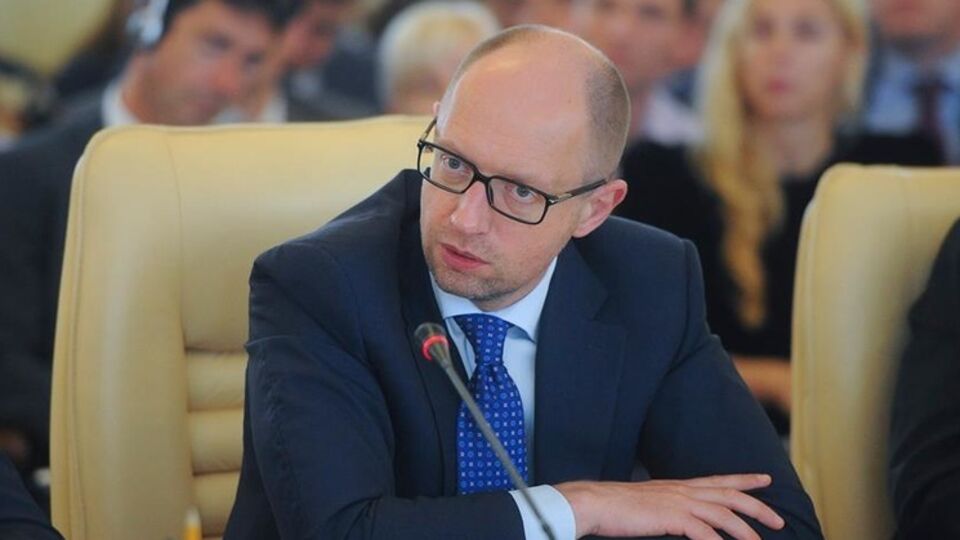 Арсений Яценюк: Наша обязанность перед бизнесом – внедрить прозрачную систему регистрации налоговых накладных и возмещения НДС