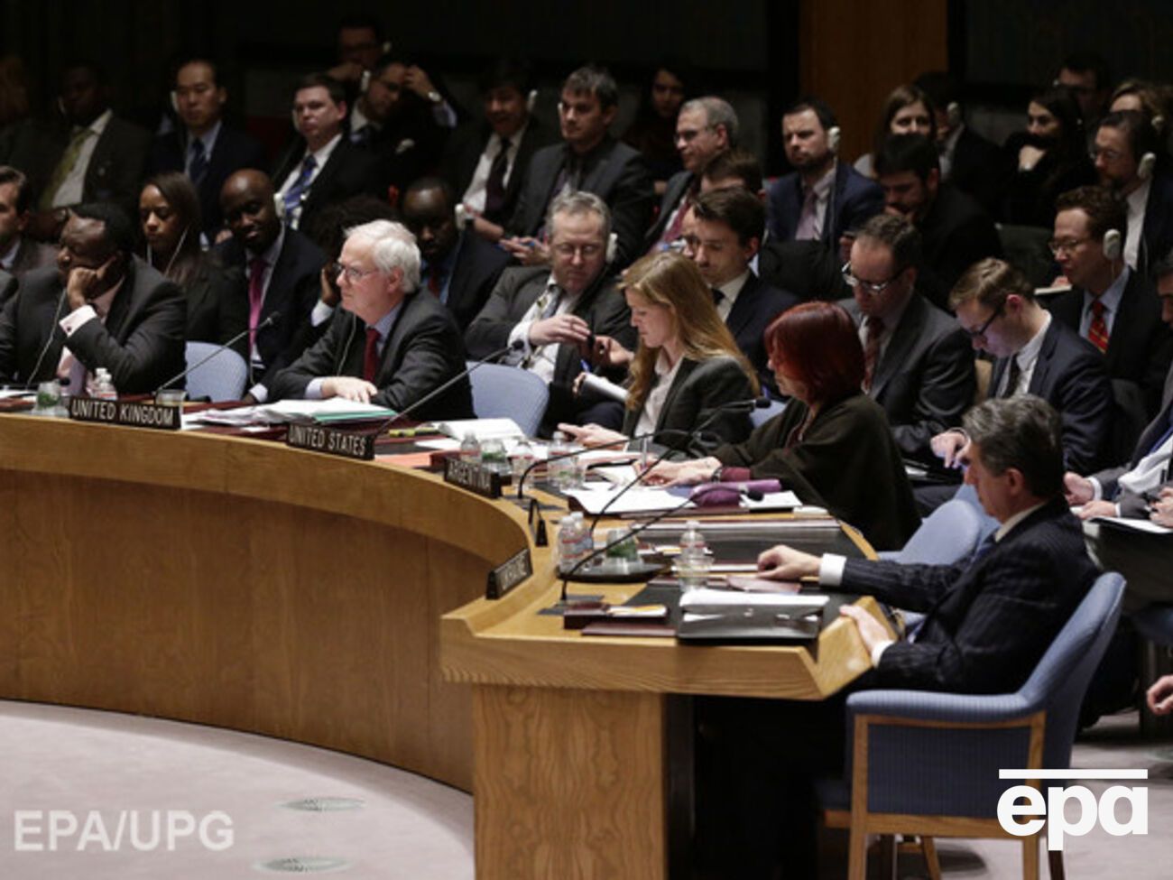 Место Сергеева (крайний справа) займет экс-посол в РФ Ельченко