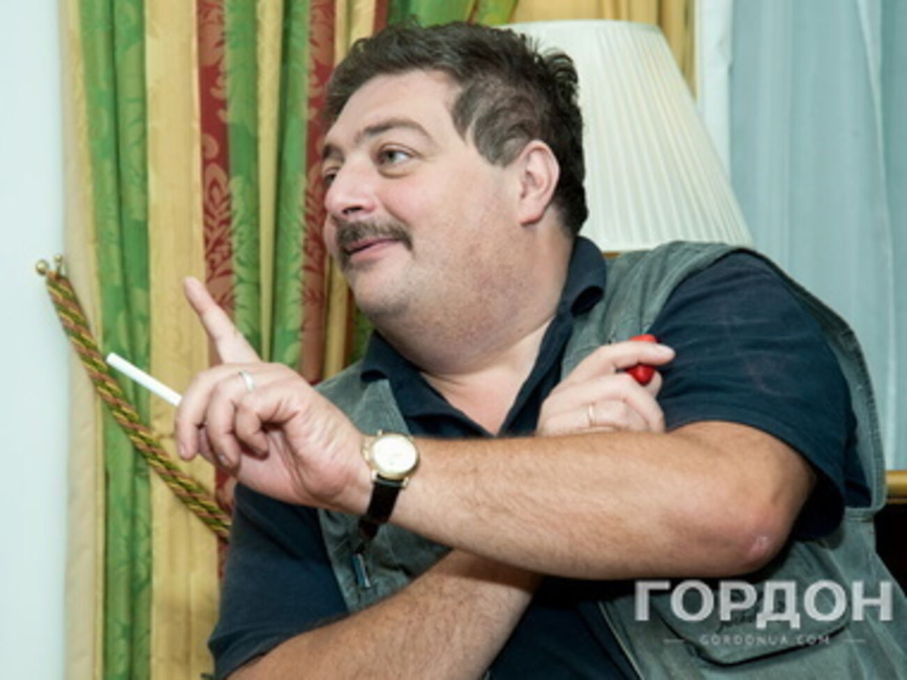 Быков:&nbsp;Мы не гейропа, война &mdash; не комедь, наших сердец теплота не изъела. Если тут станут кого-то жалеть, долго не думайте &mdash; это измена