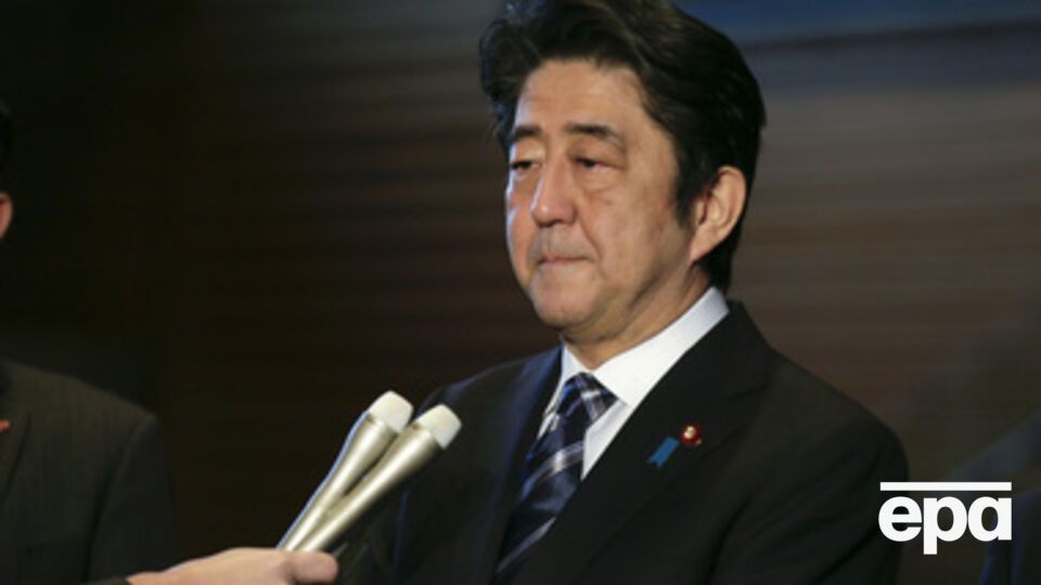 Премьер-министр Японии Синдзо Абэ пообещал, что страна не отступит перед лицом мирового терроризма