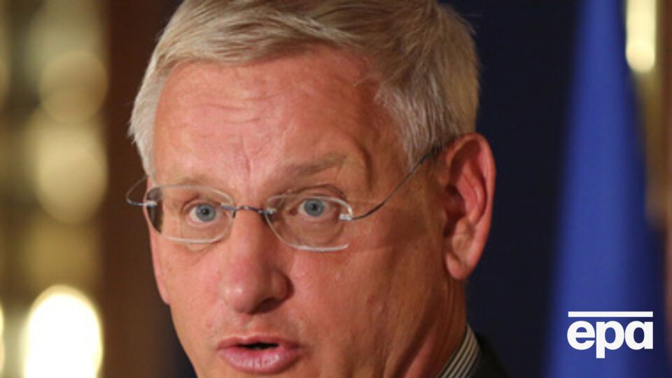 Бильдт: Москва поддерживает сепаратистов, которые игнорируют Минские соглашения