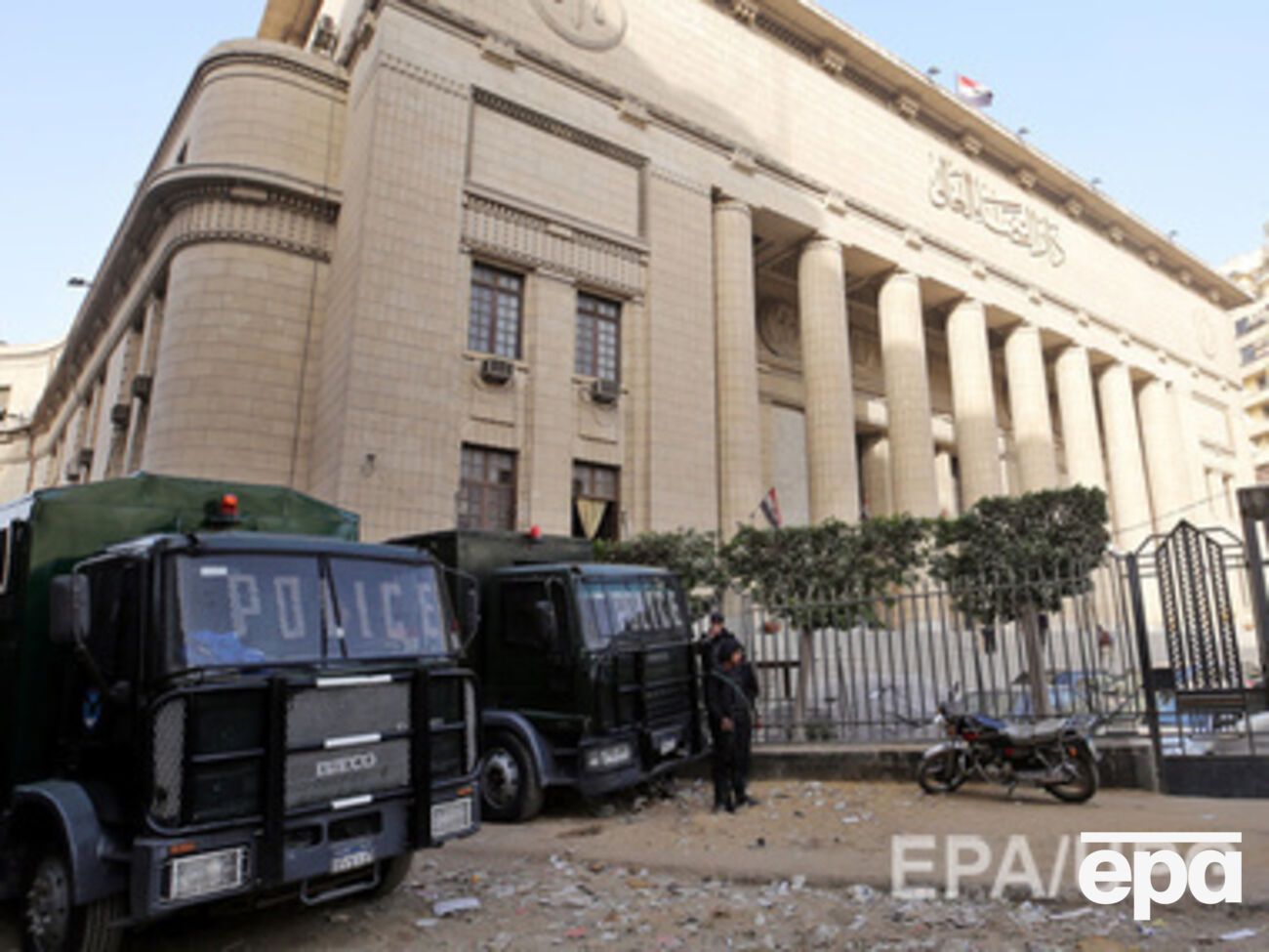 Журналисты Al Jazeera были задержаны в декабре 2013 года