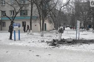 В результате обстрела города погибли двое военных