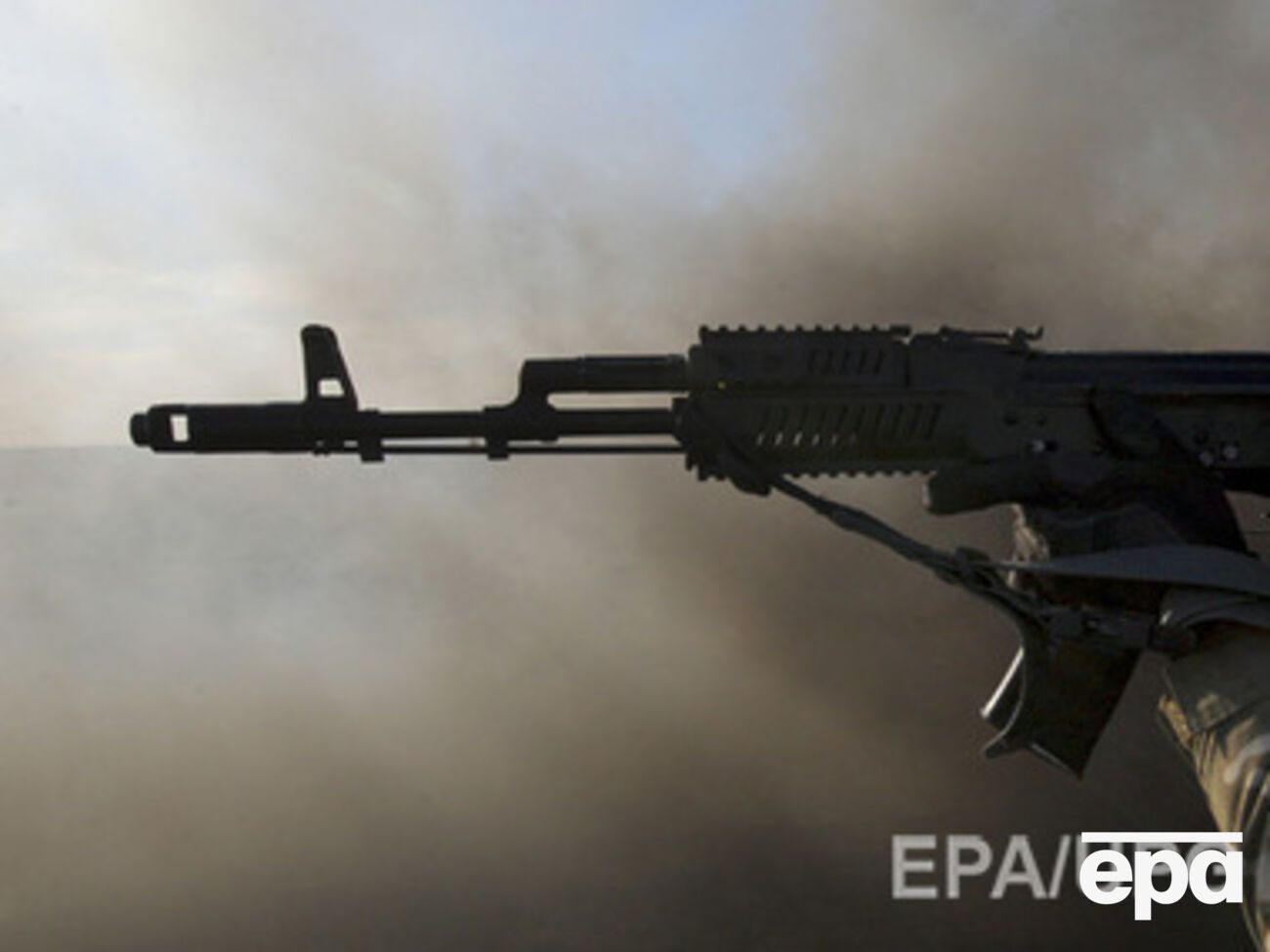 Украинские силовики оттесняют боевиков к границе с Россией